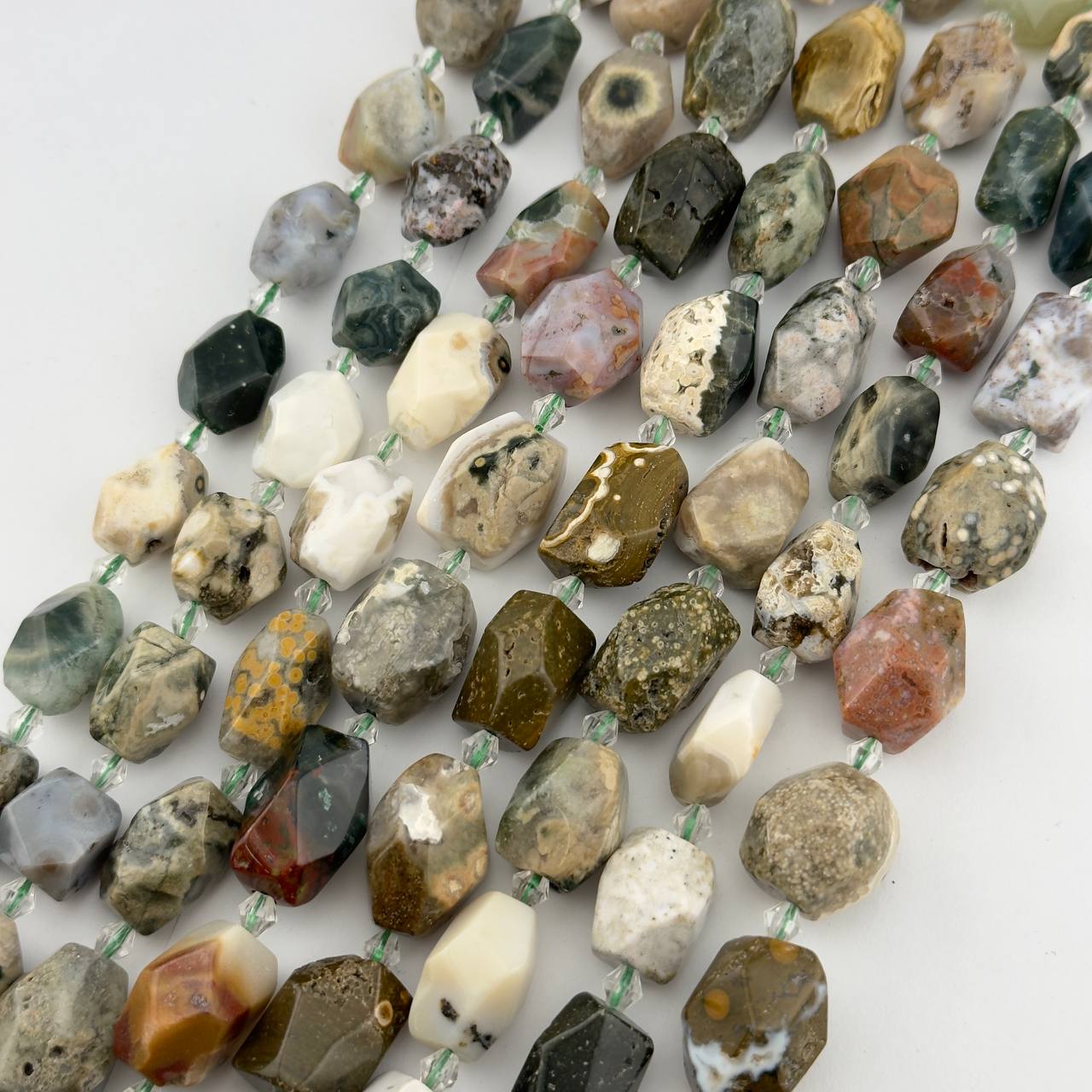 Агат моховой размер 14*20мм натуральные камни