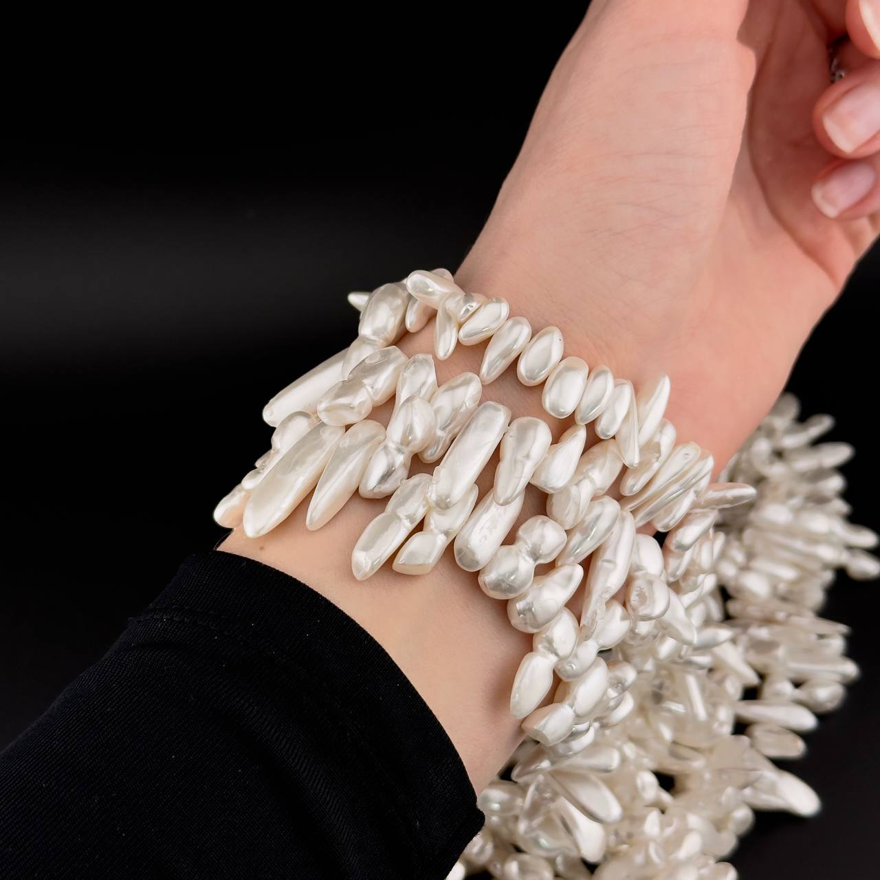 Майорка цвет белый средний размер бусин 7*18мм